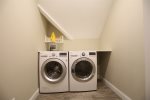 Washer and Dryer in Coolidge Falls Home Near Loon Mountain